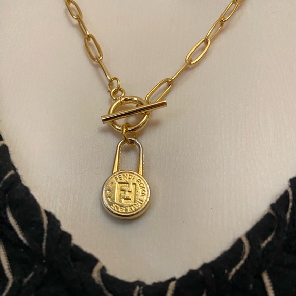 Fendi 18in Gold Plated Chain Necklace (L) - Picture 4 of 12